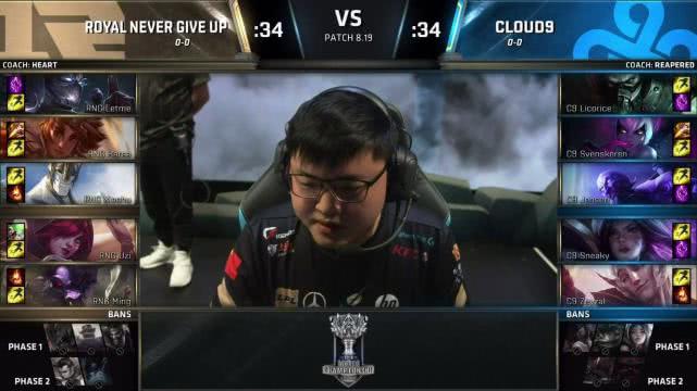  电竞解说金句频出，专业点评圈粉无数