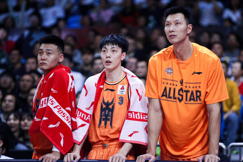  球星伤愈归队，球队士气迎来提升