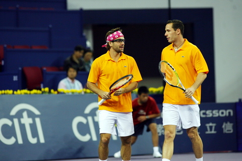  混双搭档配合精妙，决胜盘抢七定胜负